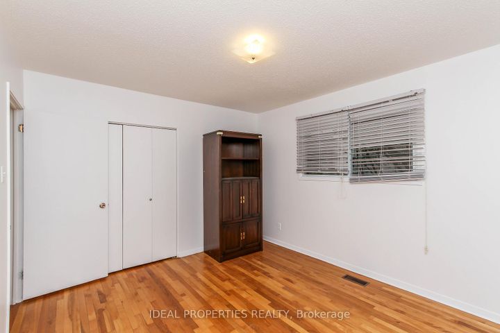 Photo 15 at 2699 Stone Crescent, Nepean (Redwood Park), Ottawa