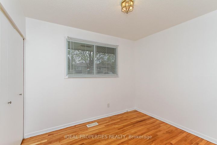 Photo 16 at 2699 Stone Crescent, Nepean (Redwood Park), Ottawa