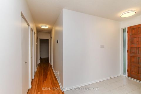 Photo 11 at 2699 Stone Crescent, Nepean (Redwood Park), Ottawa