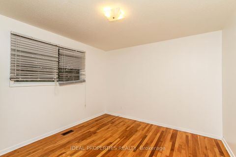 Photo 14 at 2699 Stone Crescent, Nepean (Redwood Park), Ottawa