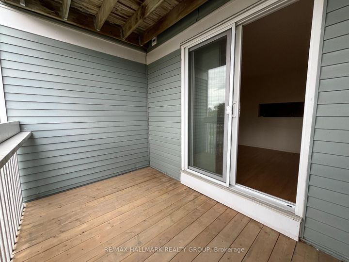 Photo 14 at 310 - 214 Viewmount Drive, Nepean (Borden Farm/Stewart Farm/Carleton Heights/Parkwood Hills), Ottawa