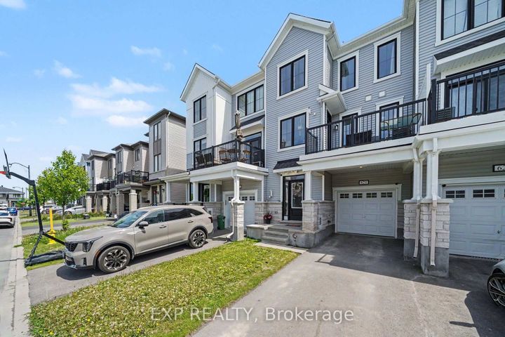 Photo 2 at 624 Bellatrix Walk, Nepean (Half Moon Bay), Ottawa