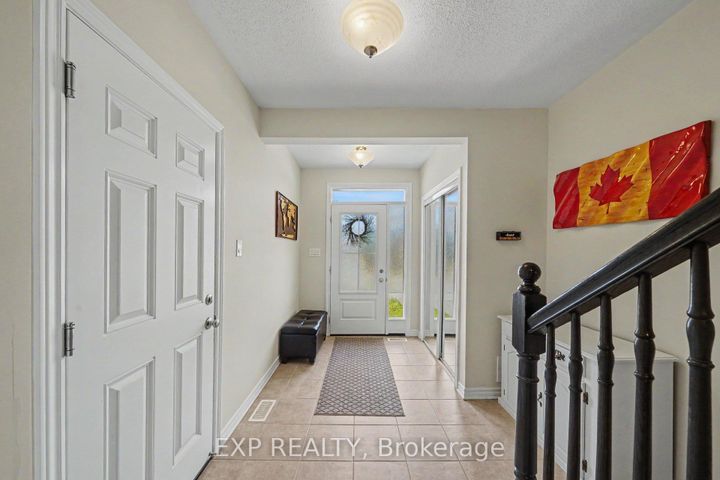Photo 5 at 624 Bellatrix Walk, Nepean (Half Moon Bay), Ottawa