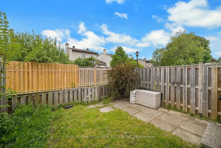 Photo 22 at 207 Thistledown Court, Nepean (Pheasant Run), Ottawa