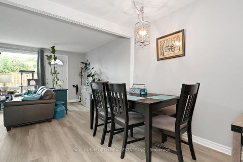 Photo 8 at 207 Thistledown Court, Nepean (Pheasant Run), Ottawa