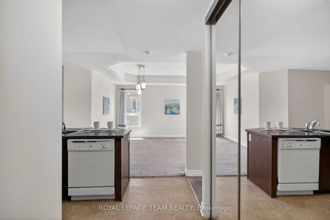 Photo 11 at 7 - 176 Paseo Private, Nepean (Centrepointe), Ottawa