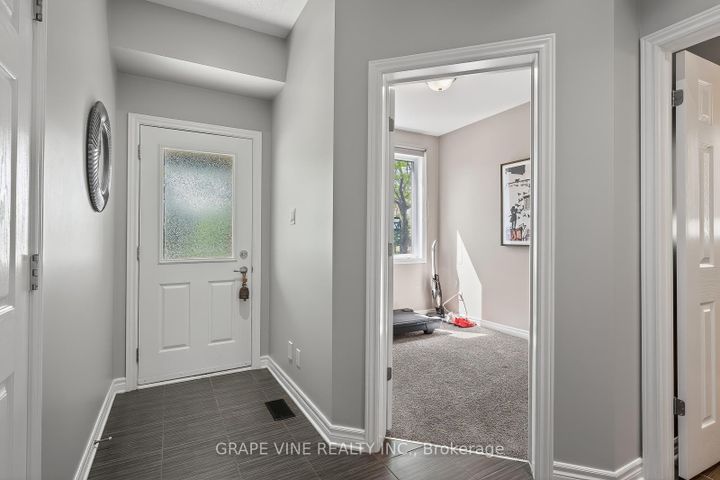 Photo 3 at 360 BALINROAN Crescent, Nepean (Strandherd), Ottawa
