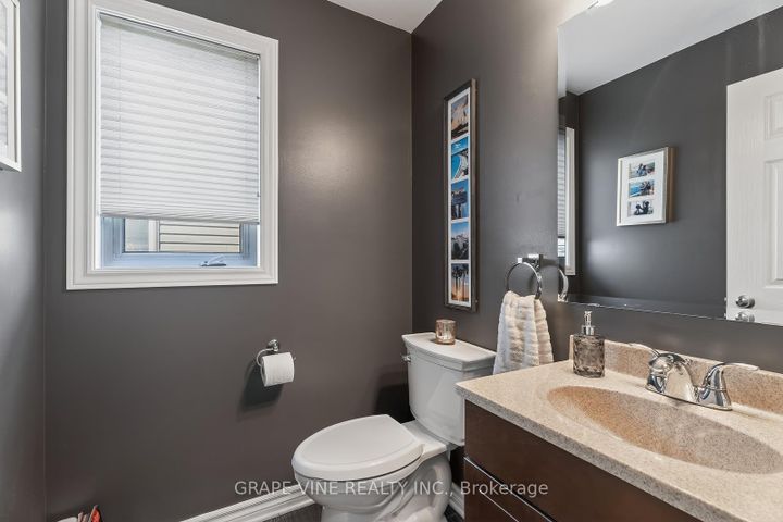 Photo 6 at 360 BALINROAN Crescent, Nepean (Strandherd), Ottawa