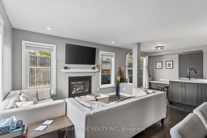 Photo 10 at 360 BALINROAN Crescent, Nepean (Strandherd), Ottawa