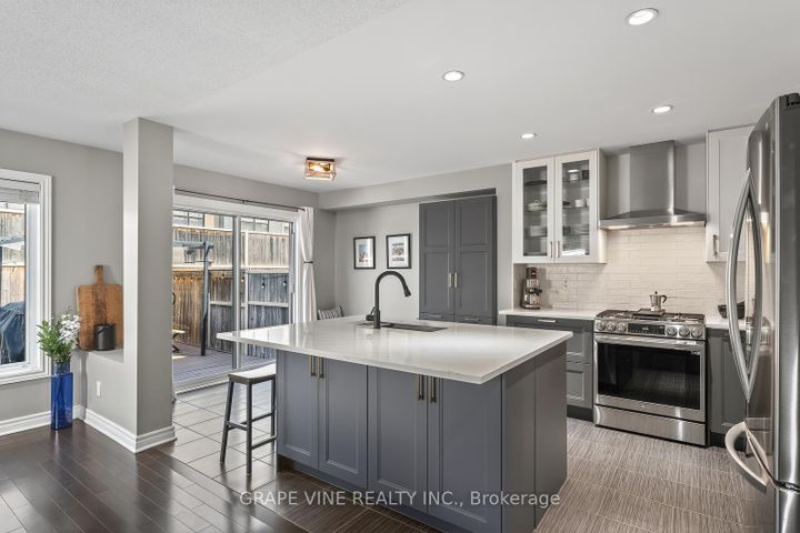 Photo 13 at 360 BALINROAN Crescent, Nepean (Strandherd), Ottawa