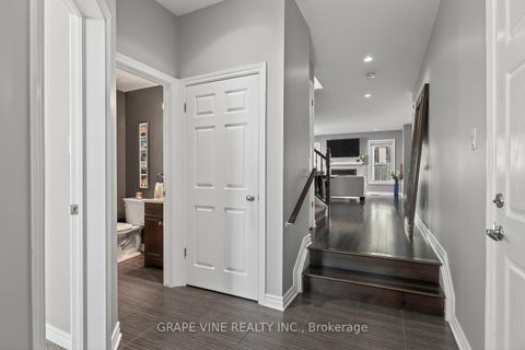 Photo 5 at 360 BALINROAN Crescent, Nepean (Strandherd), Ottawa