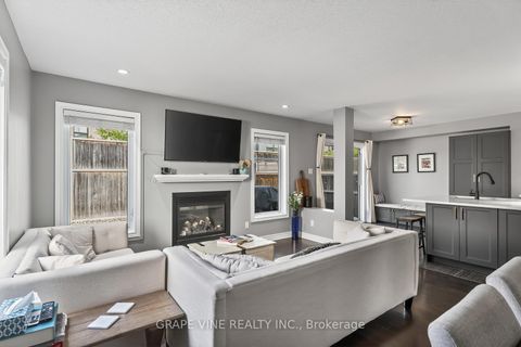 Photo 10 at 360 BALINROAN Crescent, Nepean (Strandherd), Ottawa