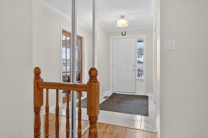Photo 2 at 161 Longshire Circle, Nepean (Longfields), Ottawa