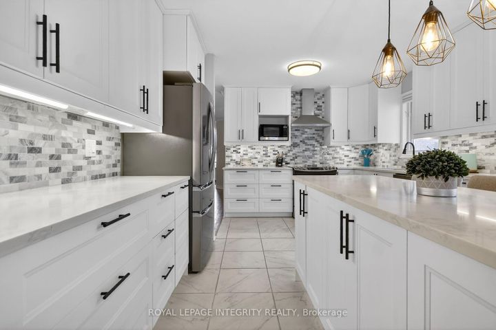 Photo 23 at 161 Longshire Circle, Nepean (Longfields), Ottawa