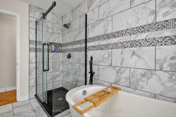Photo 32 at 161 Longshire Circle, Nepean (Longfields), Ottawa
