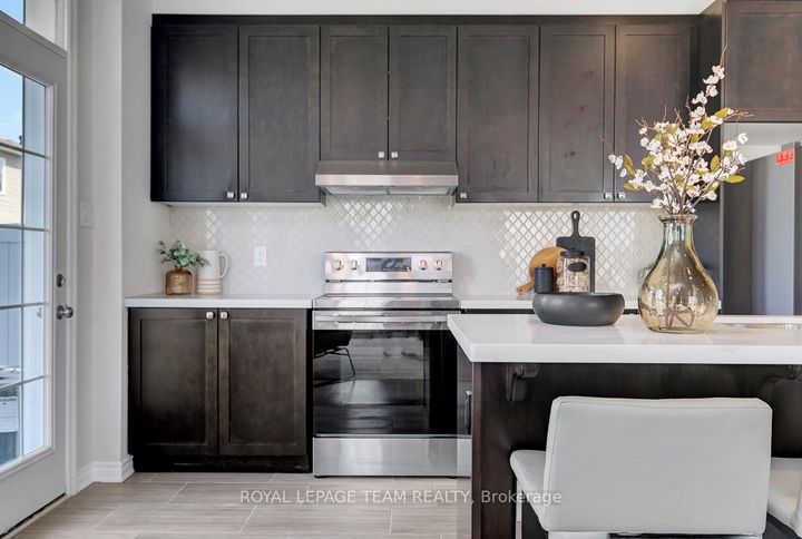 Photo 19 at 133 Celestial Grove, Nepean (Half Moon Bay), Ottawa