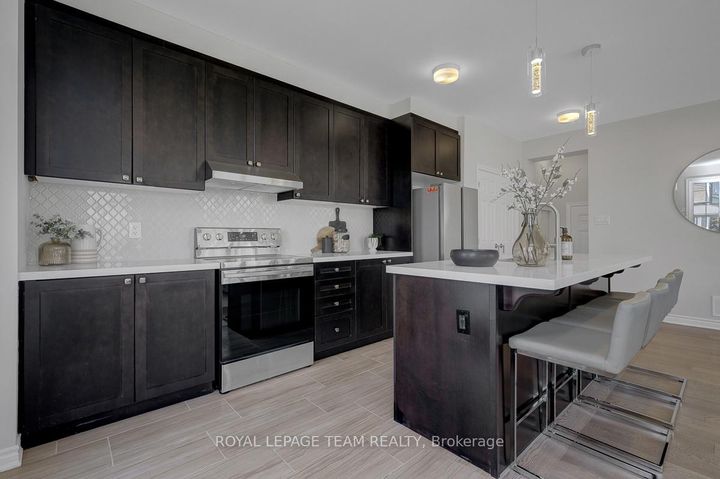 Photo 24 at 133 Celestial Grove, Nepean (Half Moon Bay), Ottawa