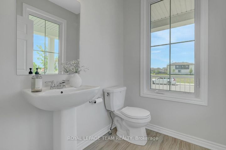 Photo 26 at 133 Celestial Grove, Nepean (Half Moon Bay), Ottawa