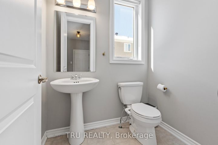 Photo 35 at 34 Coppermine Street, Nepean (Heritage Park), Ottawa