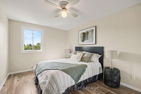 Photo 16 at 8 - 22 Sweetbriar Circle, Nepean (Pheasant Run), Ottawa