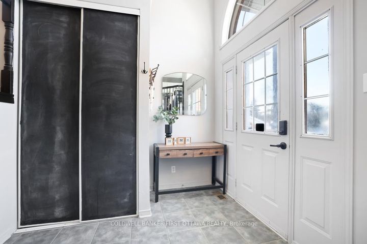 Photo 3 at 37 Boulder Way, Nepean (Longfields), Ottawa