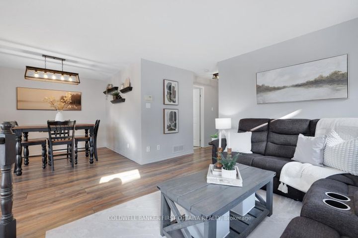 Photo 17 at 37 Boulder Way, Nepean (Longfields), Ottawa