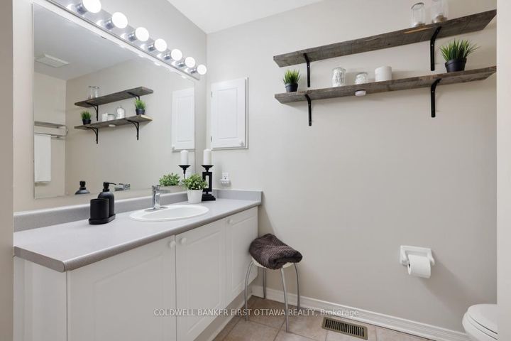 Photo 19 at 37 Boulder Way, Nepean (Longfields), Ottawa