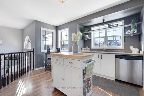 Photo 11 at 37 Boulder Way, Nepean (Longfields), Ottawa