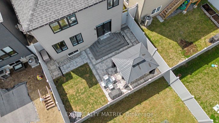 Photo 31 at 19 Fossa Terrace, Nepean (Half Moon Bay), Ottawa