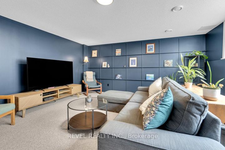 Photo 31 at 144 Monterey Drive, Nepean (Leslie Park), Ottawa