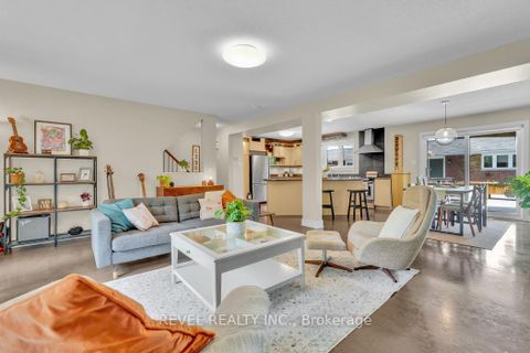 Photo 9 at 144 Monterey Drive, Nepean (Leslie Park), Ottawa