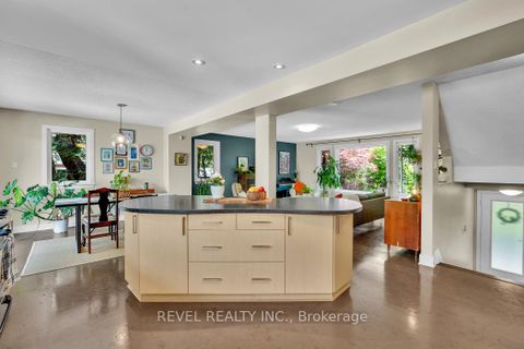 Photo 15 at 144 Monterey Drive, Nepean (Leslie Park), Ottawa