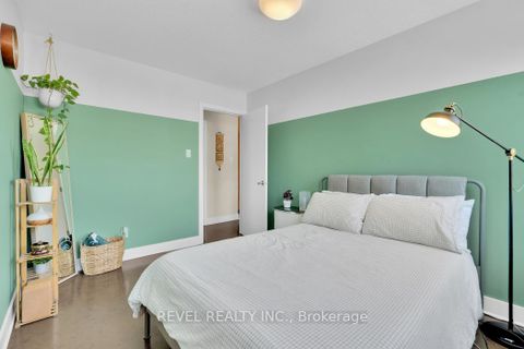 Photo 22 at 144 Monterey Drive, Nepean (Leslie Park), Ottawa