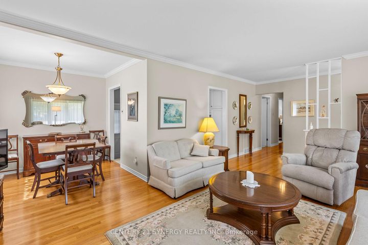 Photo 11 at 3 Auburn Street, Nepean (Lynwood Village), Ottawa