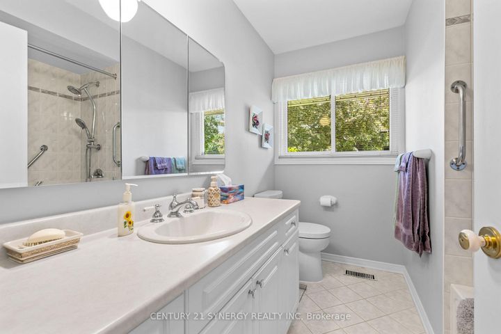 Photo 24 at 3 Auburn Street, Nepean (Lynwood Village), Ottawa