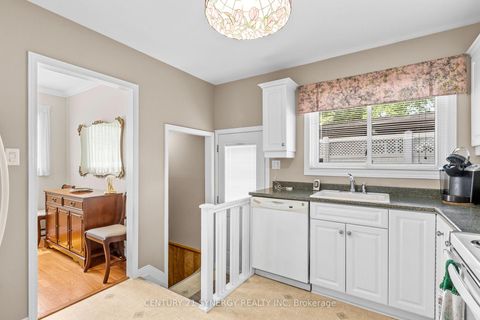 Photo 15 at 3 Auburn Street, Nepean (Lynwood Village), Ottawa