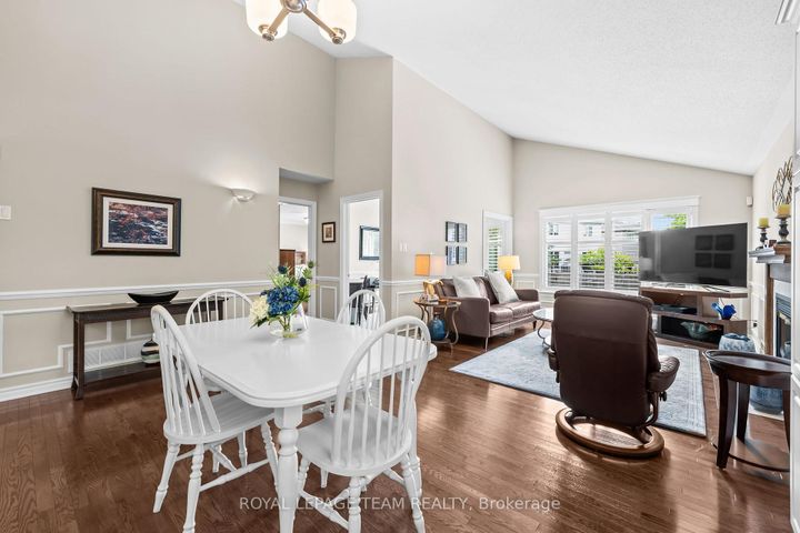 Photo 9 at 26 Escade Drive, Nepean (Barrhaven East), Ottawa