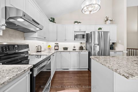 Photo 16 at 26 Escade Drive, Nepean (Barrhaven East), Ottawa