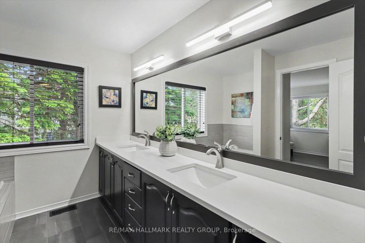 Photo 20 at 27 Sandcliffe Terrace, Nepean (Centrepointe), Ottawa
