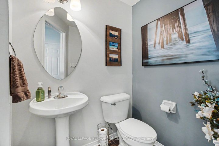 Photo 9 at 122 Rustwood Private, Nepean (Stonebridge), Ottawa