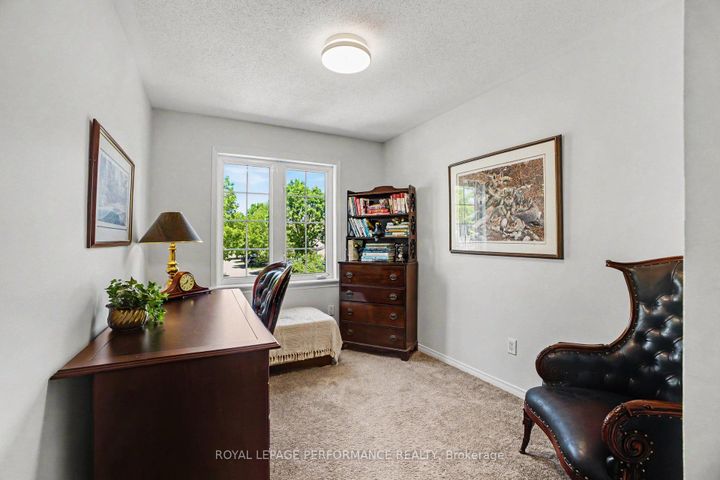 Photo 12 at 122 Rustwood Private, Nepean (Stonebridge), Ottawa