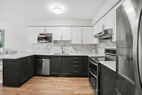 Photo 4 at 122 Rustwood Private, Nepean (Stonebridge), Ottawa
