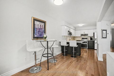 Photo 5 at 122 Rustwood Private, Nepean (Stonebridge), Ottawa