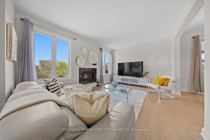 Photo 4 at 116 RYLAND Street, Nepean (Longfields), Ottawa