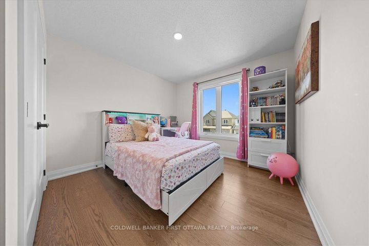 Photo 21 at 116 RYLAND Street, Nepean (Longfields), Ottawa