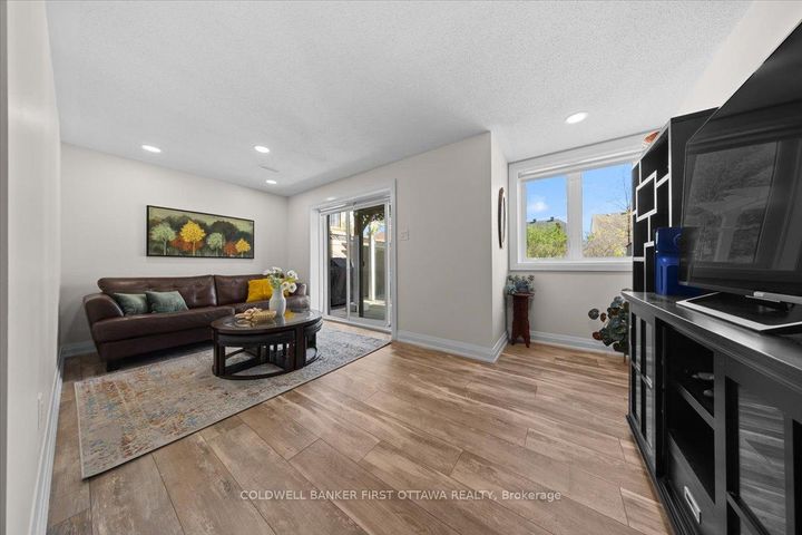 Photo 30 at 116 RYLAND Street, Nepean (Longfields), Ottawa