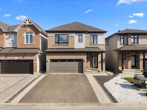Photo 39 at 116 RYLAND Street, Nepean (Longfields), Ottawa