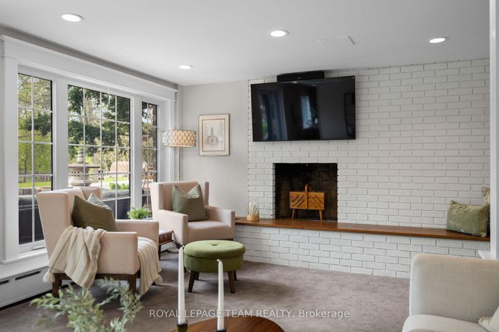 Photo 8 at 2 Lockview Road, Nepean (Manotick Village & Manotick Estates), Ottawa