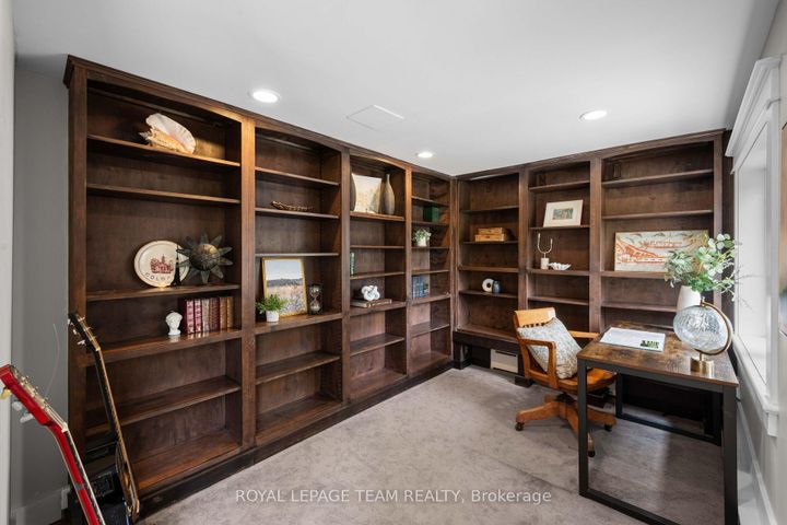 Photo 10 at 2 Lockview Road, Nepean (Manotick Village & Manotick Estates), Ottawa