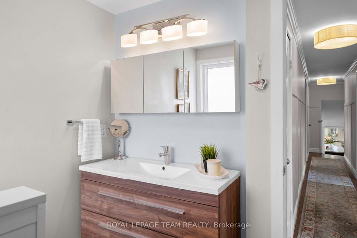Photo 40 at 2 Lockview Road, Nepean (Manotick Village & Manotick Estates), Ottawa